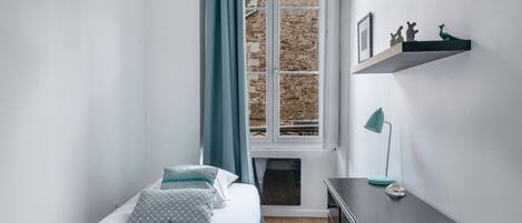 1 bedroom, iron/ironing board, free WiFi