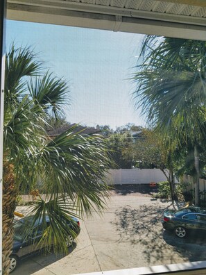 Interior - Highly desirable, Historic Old Northeast Poinciana townhome. (St. Petersburg)