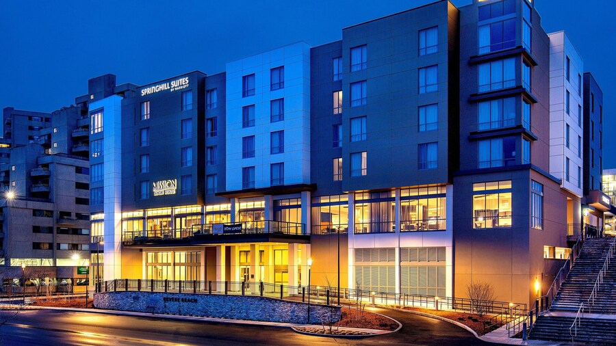 SpringHill Suites by Marriott Boston Logan Airport Revere Beach