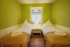 2 bedrooms, free WiFi