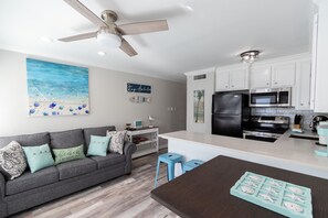 Fridge, microwave, oven, stovetop - Newly renovated beautiful Oceanfront Oasis with direct beach access! HEATED POOL (Galveston)