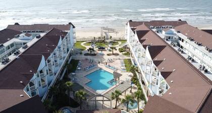 Newly renovated beautiful Oceanfront Oasis with direct beach access! HEATED POOL
