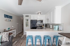 Fridge, microwave, oven, stovetop - Newly renovated beautiful Oceanfront Oasis with direct beach access! HEATED POOL (Galveston)