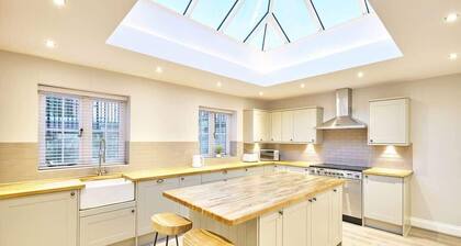 Host & Stay | Graham House