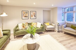 TV - Host & Stay | Graham House (Osmotherley)