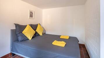 1 makuuhuone, silitysrauta/-lauta, Wi-Fi, vuodevaatteet