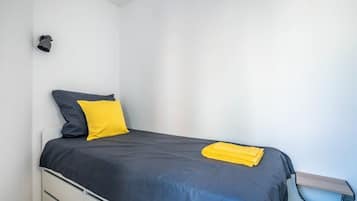 1 makuuhuone, silitysrauta/-lauta, Wi-Fi, vuodevaatteet