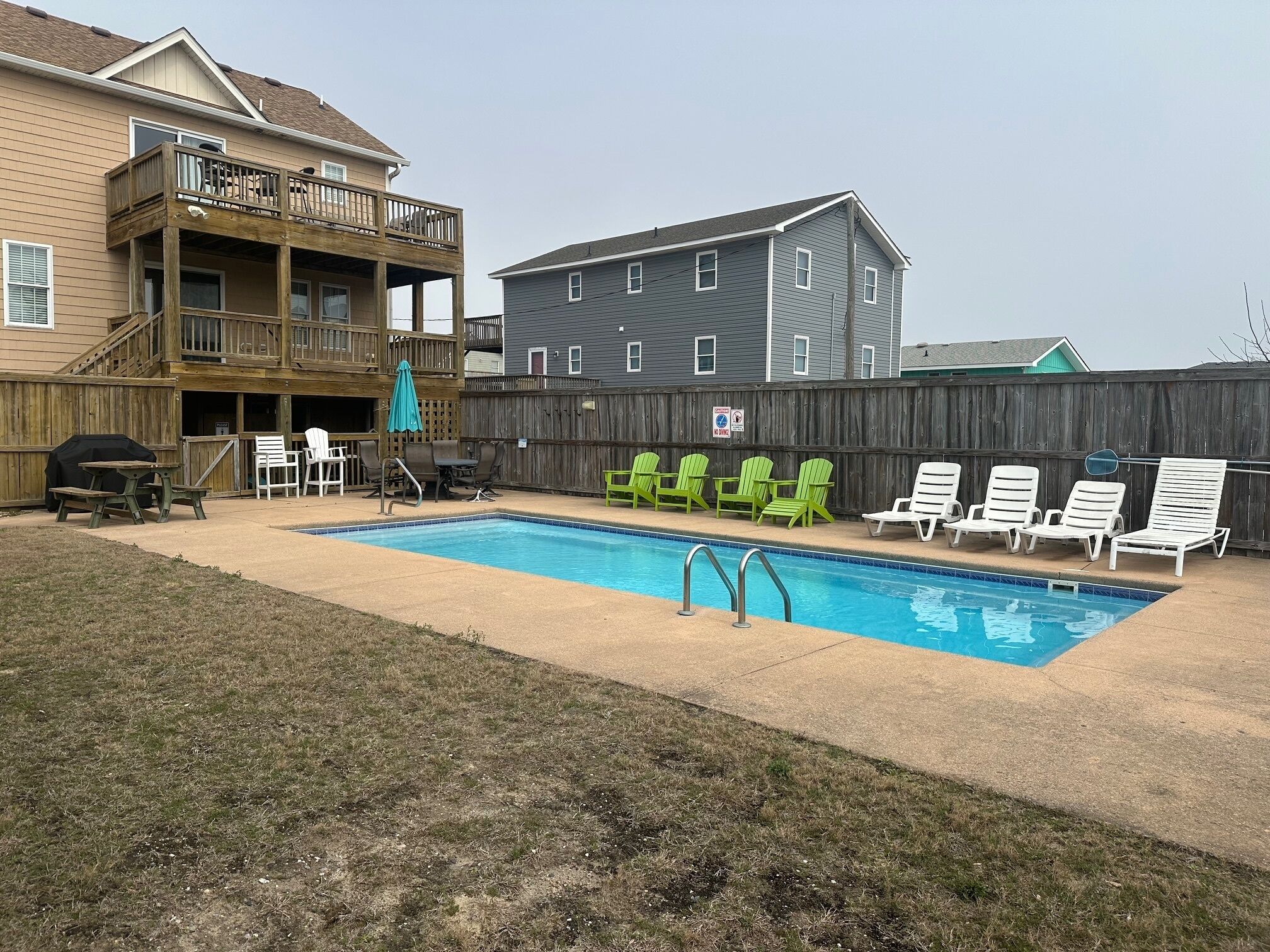 Outdoor pool, a heated pool