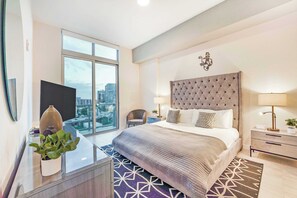 1 habitación, tabla de planchar con plancha, cuna de viaje y wifi 