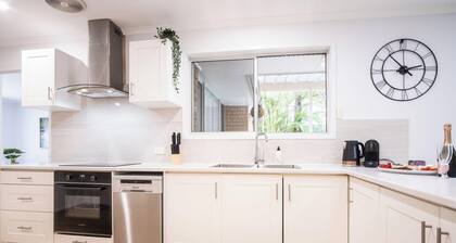 Pet Friendly Battery Hill Home away from Home