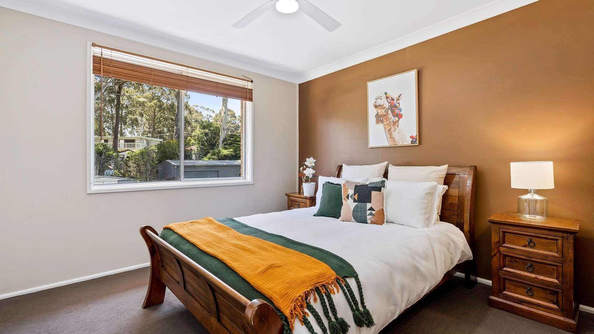 3 bedrooms, iron/ironing board, bed sheets