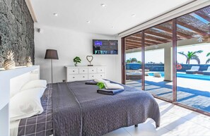 5 Schlafzimmer, Bügeleisen/Bügelbrett, WLAN, Bettwäsche