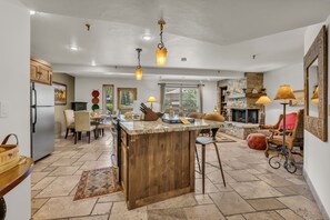 Interior - Rustic 2BDR w/ Private Hot Tub & Deer Valley View! (Park City)