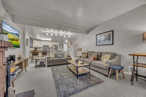 TV, fireplace, DVD player, offices
