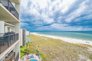 Property grounds - Stunning 3BR Phoenix VI Unit 61405 with Beautiful Gulf Front Views! (Orange Beach)