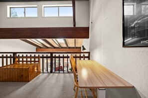Townhome, Multiple Beds, Balcony, Mountain View (Mountain Shadows Chalet) | Dining