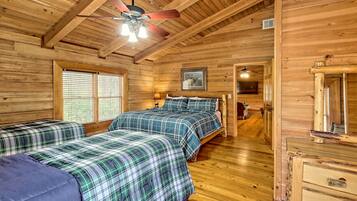 7 bedrooms, in-room safe, desk, iron/ironing board