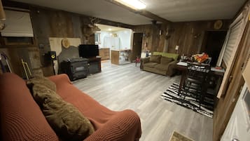 Smart TV y chimenea