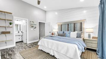 3 bedrooms, iron/ironing board, WiFi, bed sheets