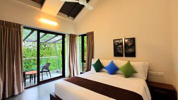 Tempur-Pedic beds, free minibar items, in-room safe, desk