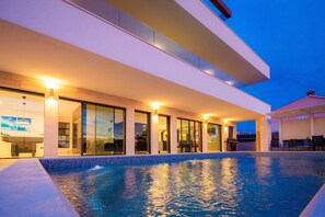 Pool - Villa Tiara with Pool (Premantura)