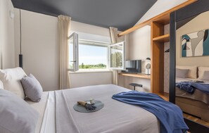 2 bedrooms, iron/ironing board, free WiFi, bed sheets - Holiday Home Casia with Pool (Svetvinčenat)