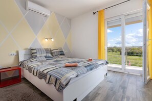 4 Schlafzimmer, Bügeleisen/Bügelbrett, kostenloses WLAN, Bettwäsche