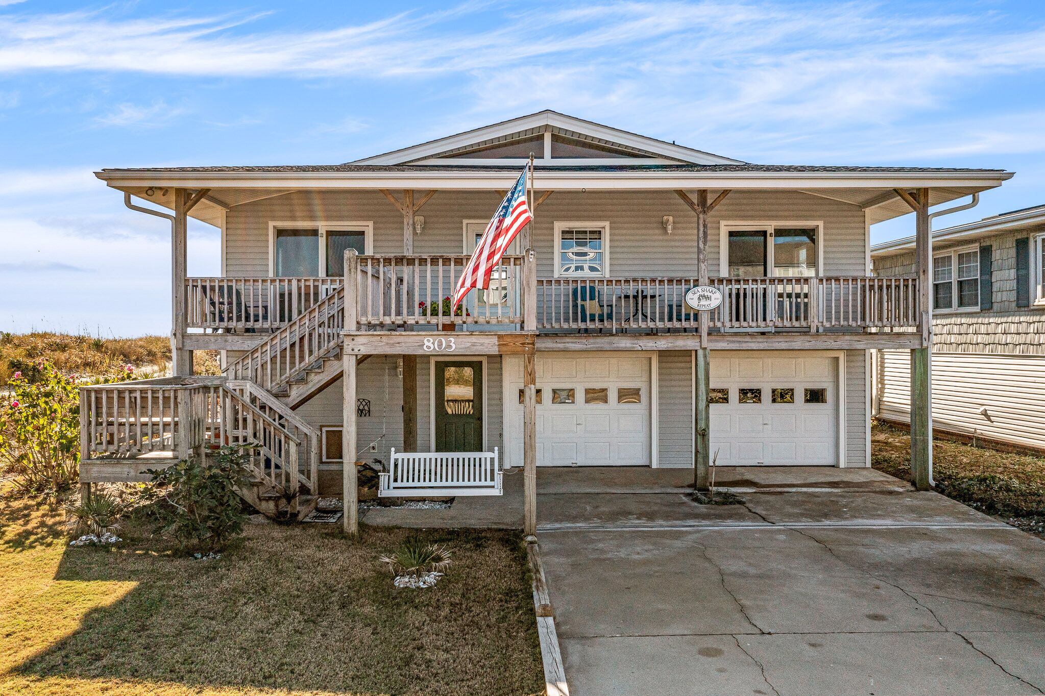  "Seasharp Repeat" - Oceanfront Home, 4 Bedrooms / 2 Bathrooms
