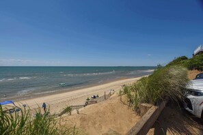 Beach nearby - Bright Cottage Close to Bayside Beaches! (Eastham)