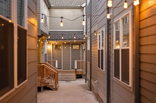 Exterior detail - Hart Suite 16 by AvantStay | Gorgeous House w/ Modern Amenities in Nashville! (Nashville)