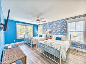 5 bedrooms, iron/ironing board, travel crib, free WiFi