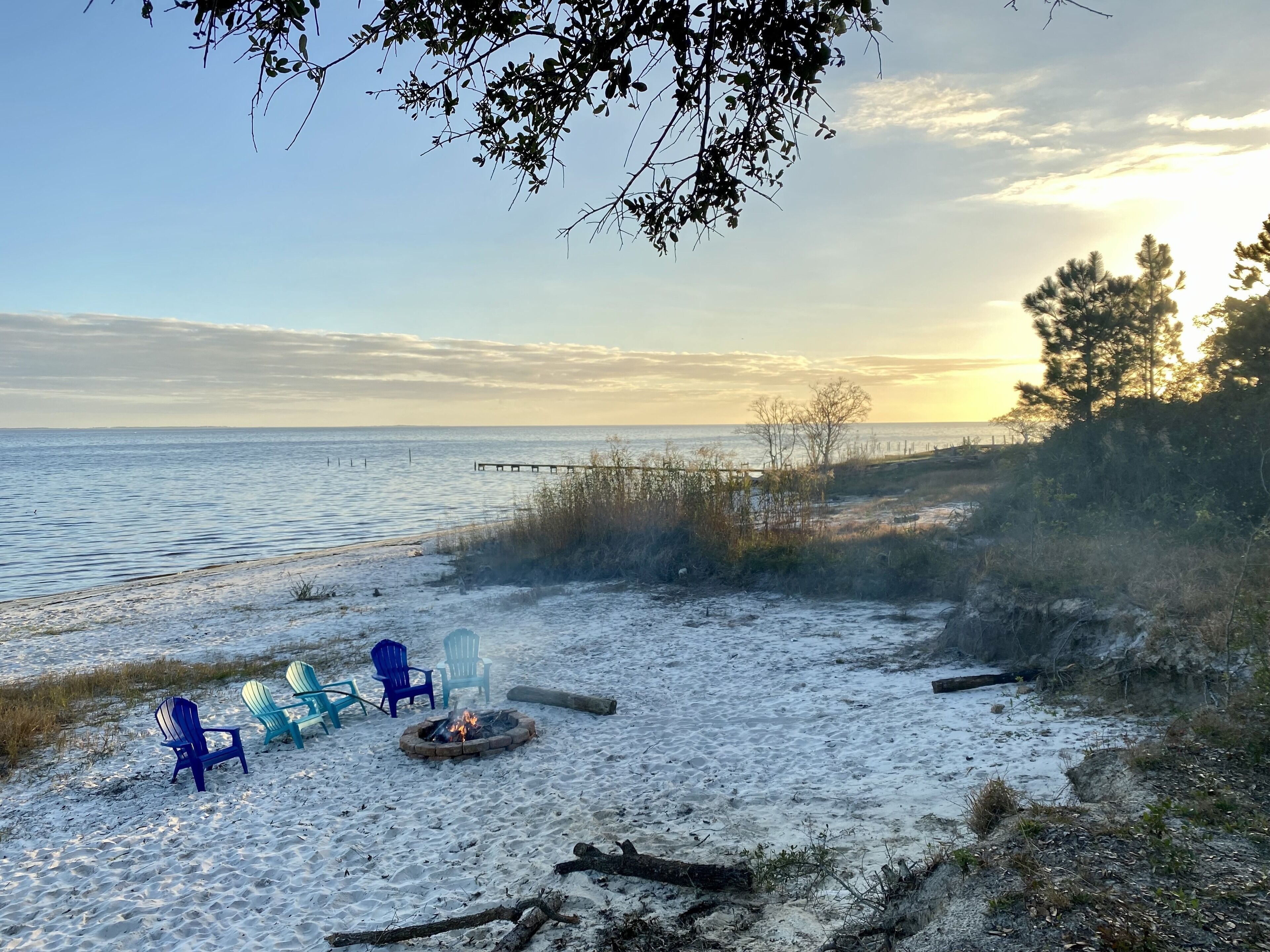 Plage à proximité, chaises longues