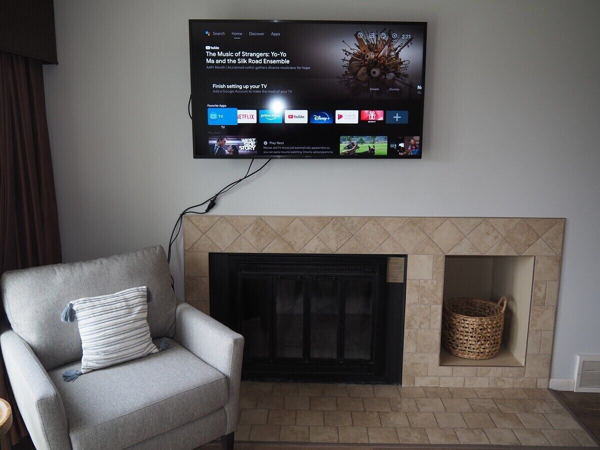 Smart TV, fireplace, offices