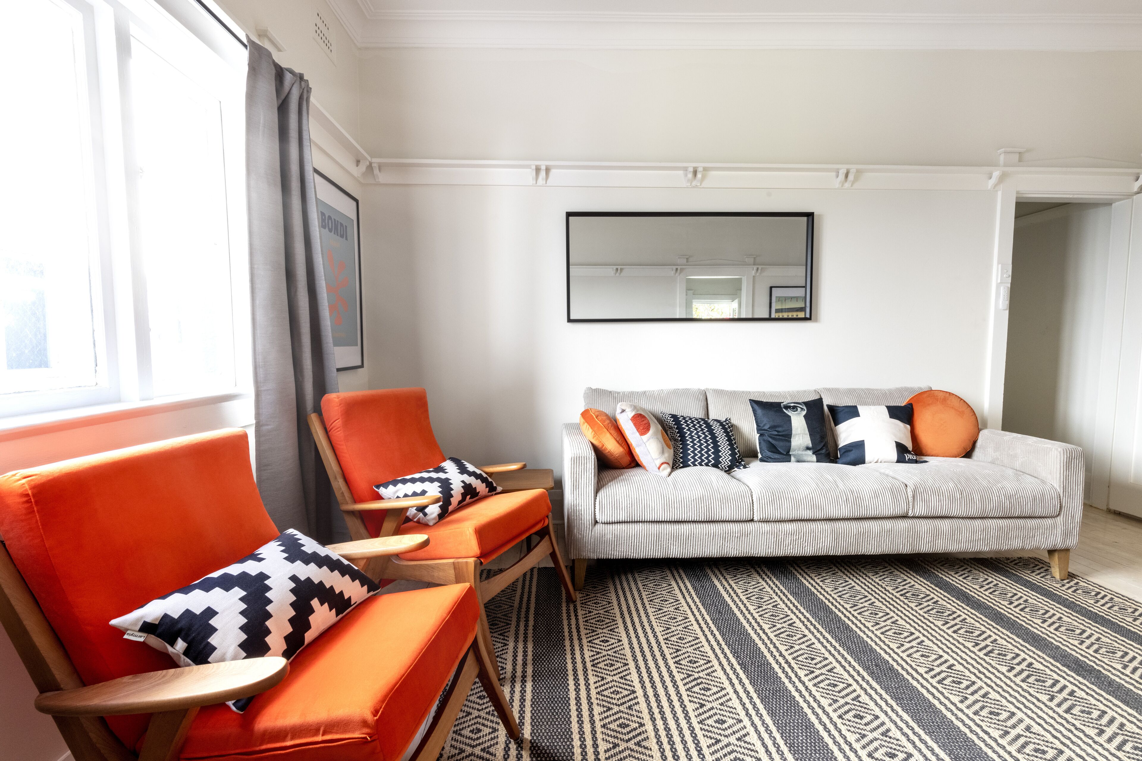 Stylish Bondi Beach pad moments from sand & surf — image 2
