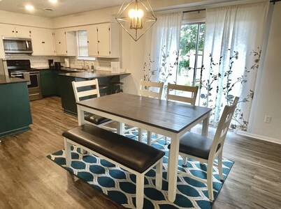Relaxing, Spacious, Quiet, Ranch-style Getaway