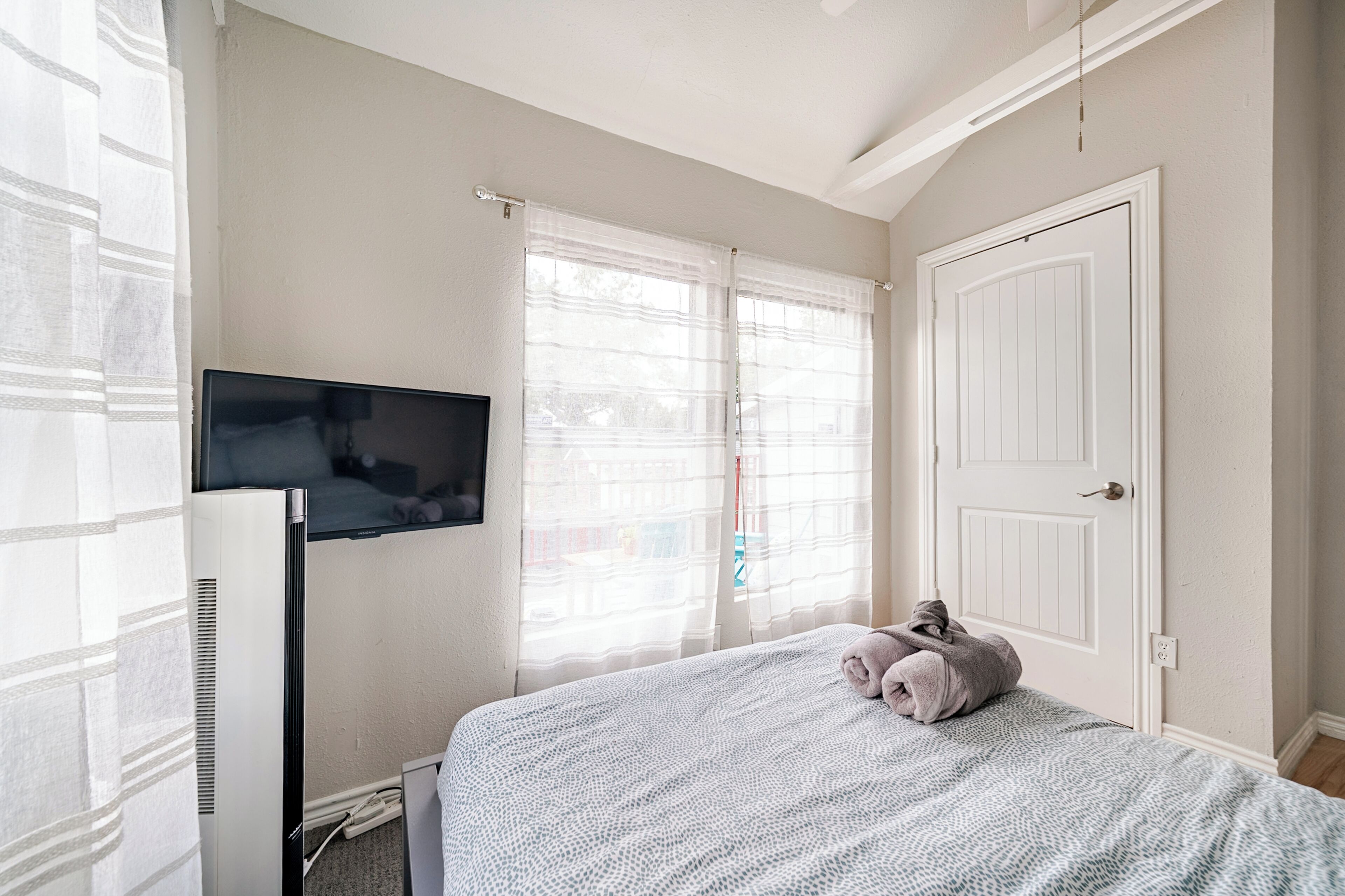 Comfort Apartment, 2 Bedrooms, Non Smoking, Kitchen | Individually decorated, individually furnished, desk, laptop workspace