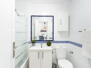 Bathtub, hair dryer, towels - APARTMENT MONKÓ GOLF & BEACH (Benalmadena)