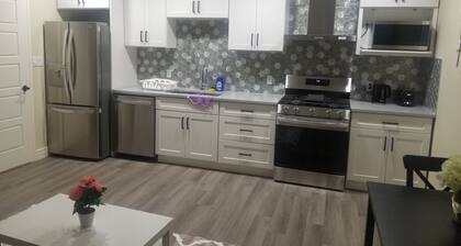 LUXURIOUS FULLY PRIVATE ONE BEDROOM ONE BATHROOM BASEMENT SUITE IN SW EDMONTON