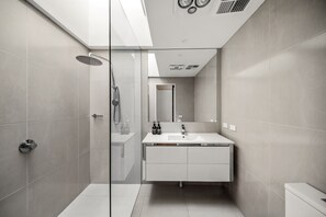 Bathtub