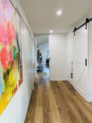 Interior - One Acre Retreat Silverleaves Phillip Island Walk to Beach & Cowes (Silverleaves)