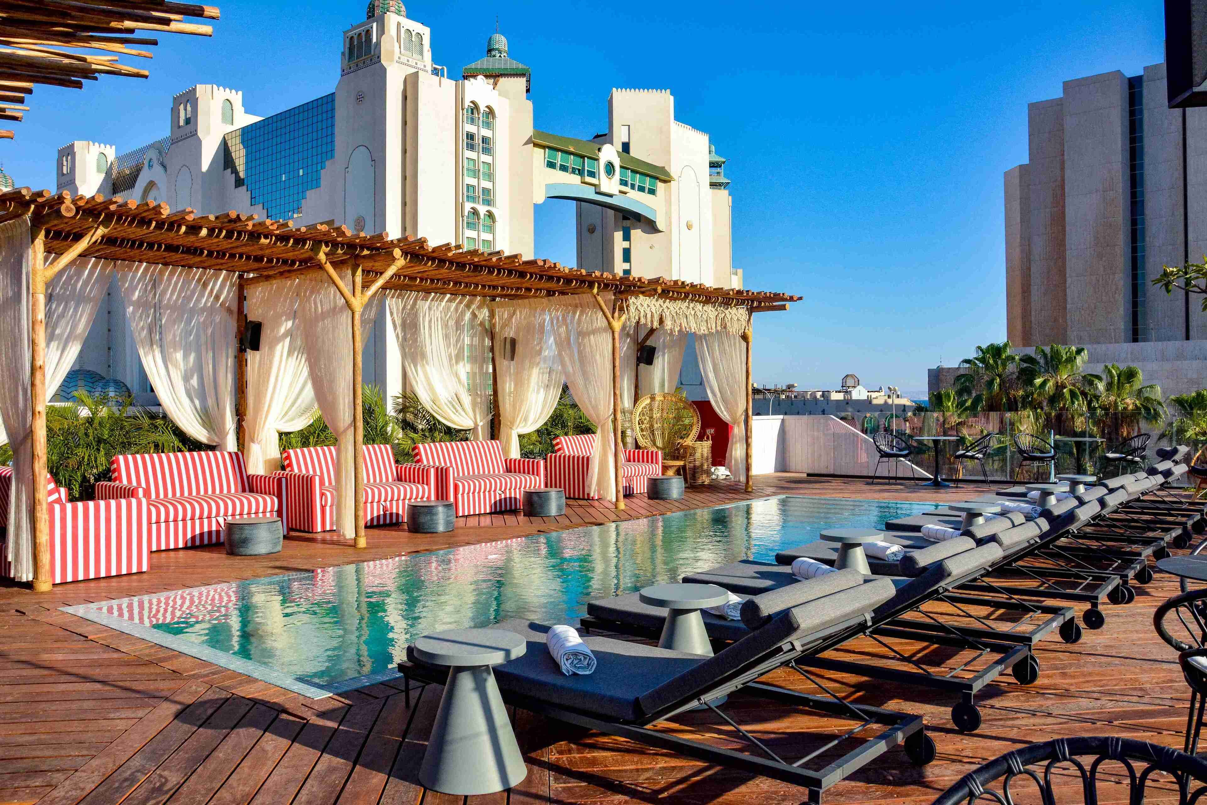 Foto - NOW-VX adults only