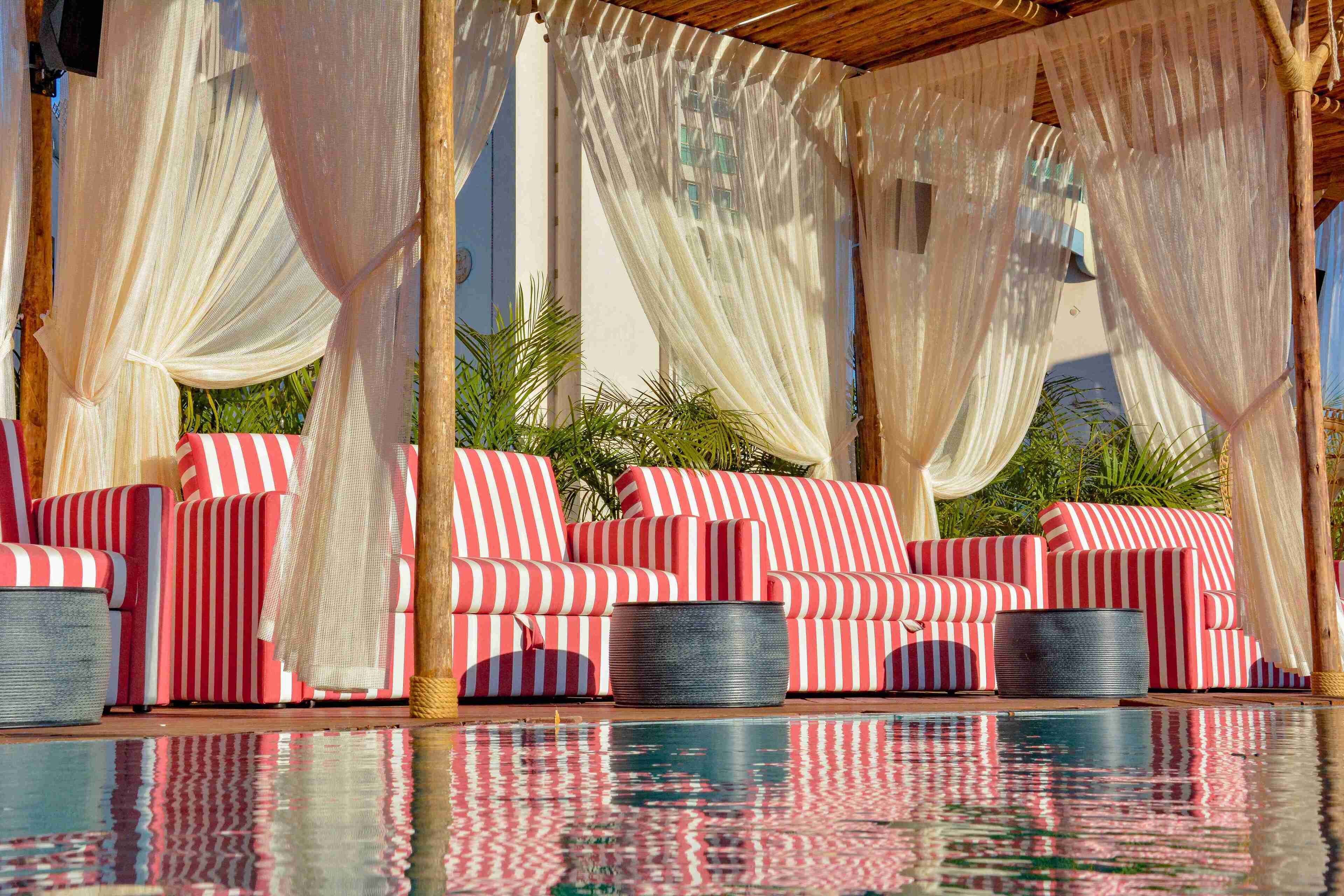 Foto - NOW-VX adults only