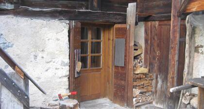 Chalet Nature in the heart of the Aiguilles Rouges nature park