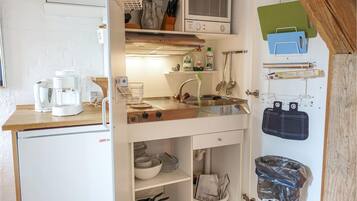 Refrigerador y parrilla de estufa