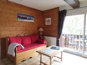 Fernseher, Kamin