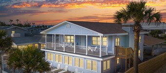 Gulf-Front Cottage | Sleeps 20 | Huge Patio | Prime West End Location