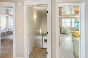 8 habitaciones, tabla de planchar con plancha y wifi gratis