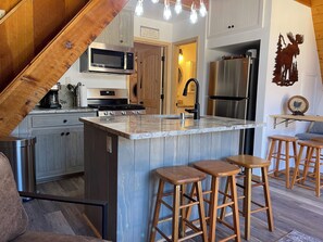 Oven, stovetop, dishwasher, coffee/tea maker