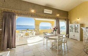 Dining - Lovely home in Jesenice with sauna (Jesenice)