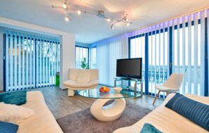 1 Schlafzimmer, Reisekinderbett, kostenloses WLAN, Bettwäsche